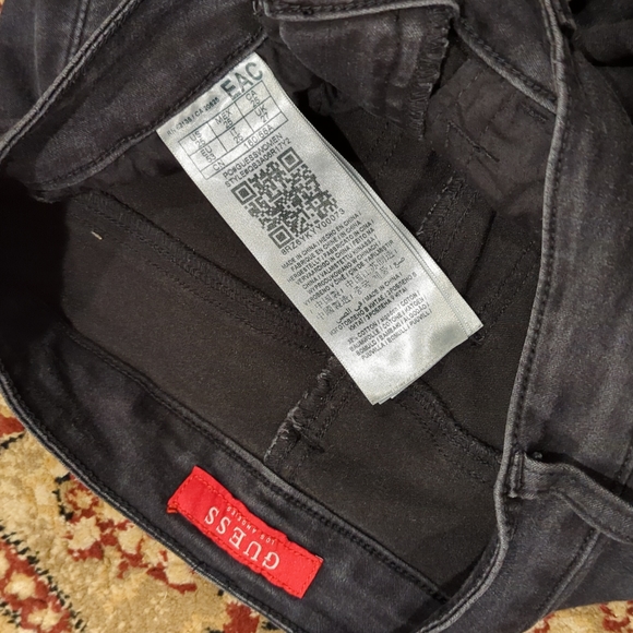 2/40 Guess black jeans - Picture 7 of 11